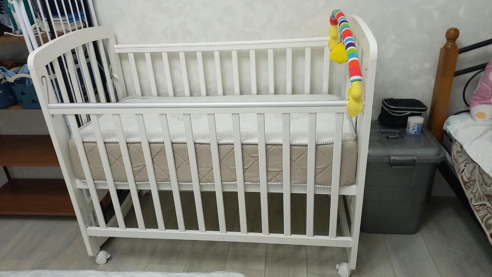 Продаётся детская манеж IKEA 60т