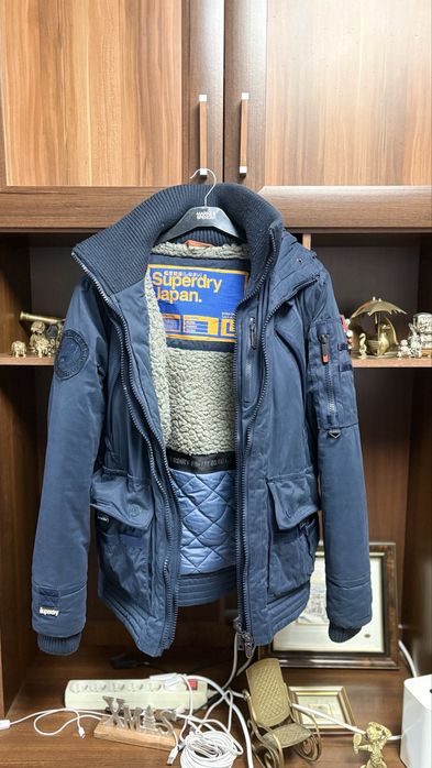 Geaca Superdry Marime L Albastru-Gluga-Foarte Caldursa-Stare F Buna-OK