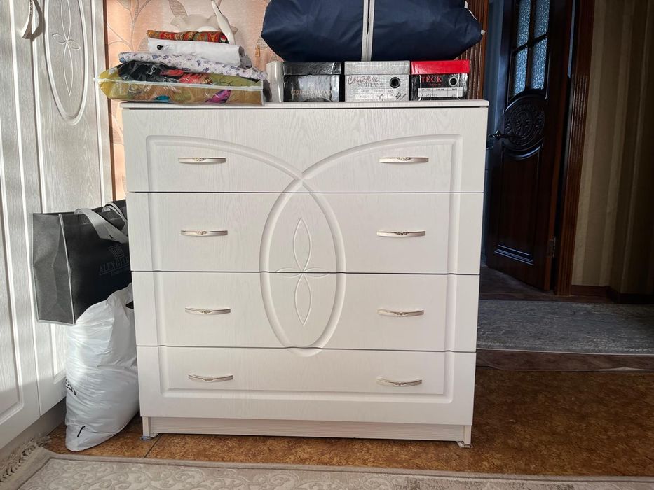 Спальный гарнитур