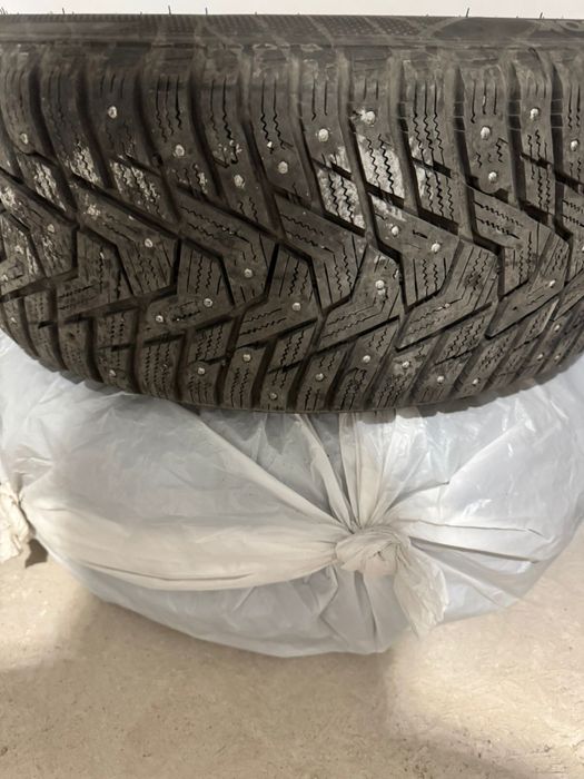 Продам Шины с дисками