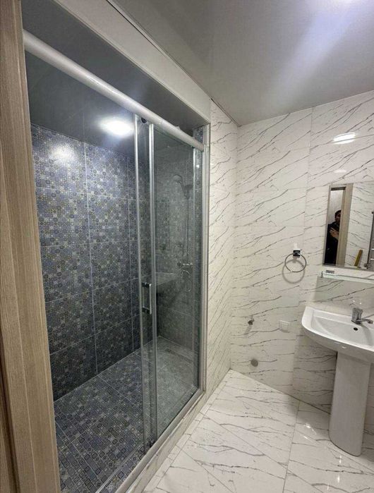 R7 Сдаётся квартира 2/2/4 на Мирзо-Улугбекском р-н о-р Эко Базар !