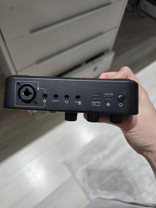 Продам аудиомикшер