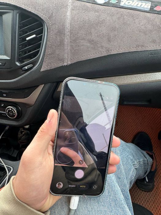 iPhone 13 с коробкой