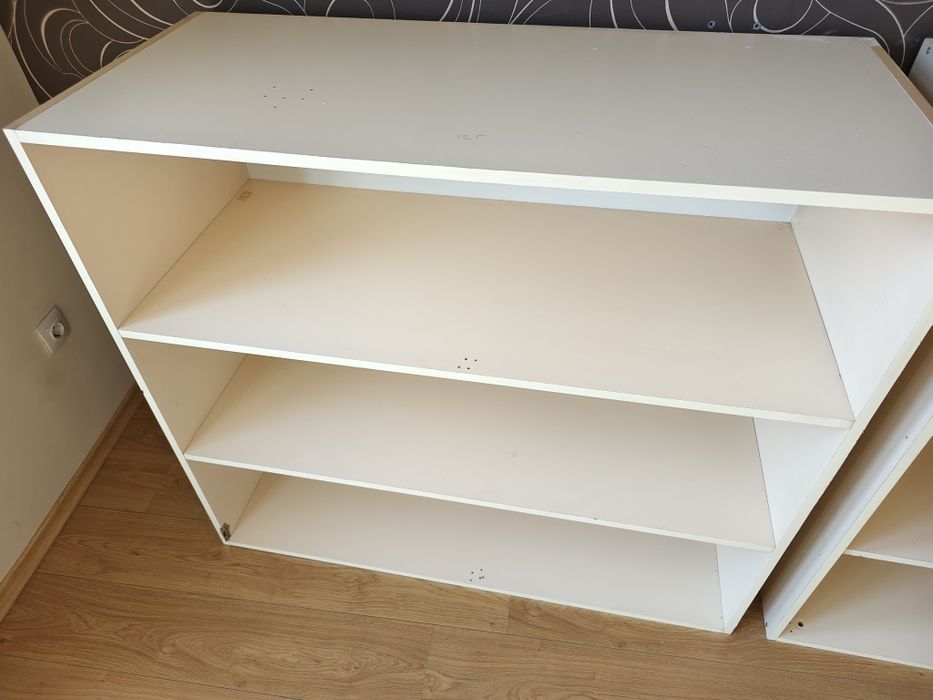 Продавам вграден гардероб на шкафове