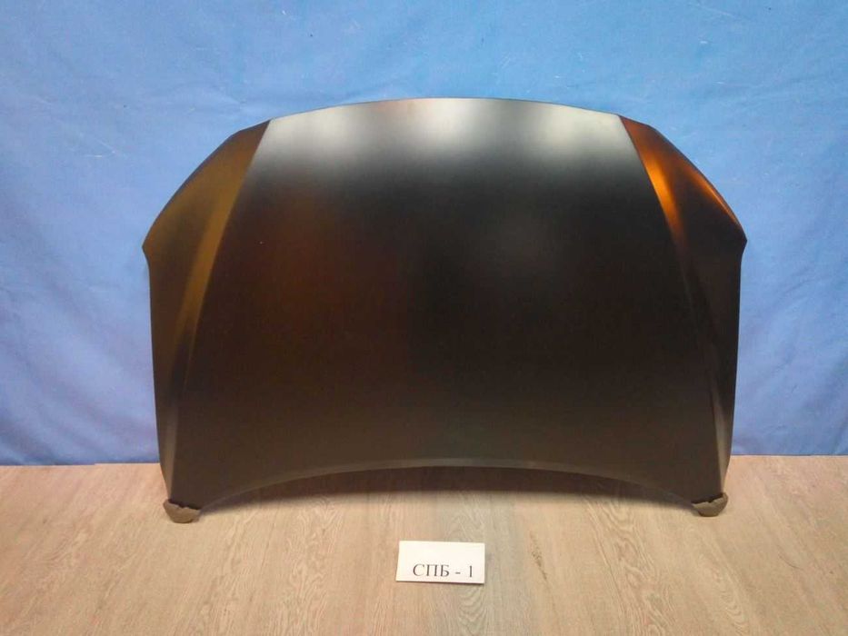 Продам капот на 
Hyundai Elantra