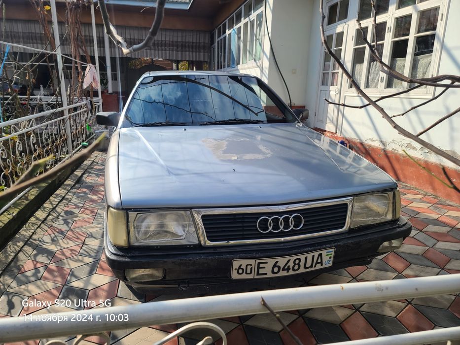 Ауди 100 1.8 бензин