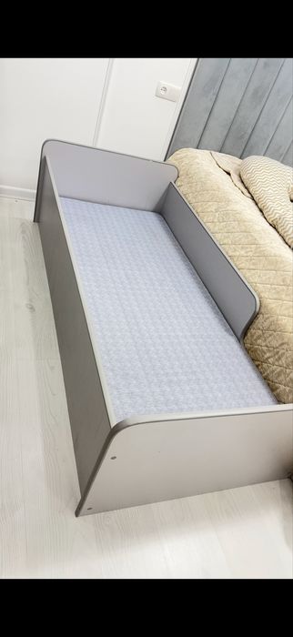 Продается Детская кровать размером 170 на 80 с матрасом, новая