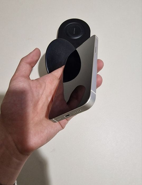 Iphone 13 white