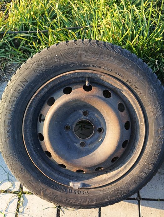 Зимни гуми с джанти от  Пежо