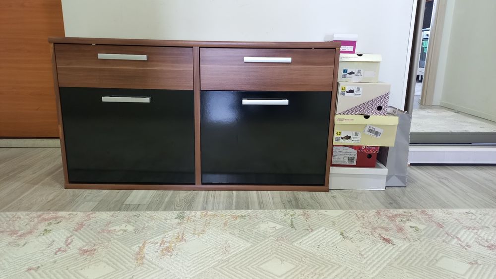 Продам стенку. В хорошем состоянии.