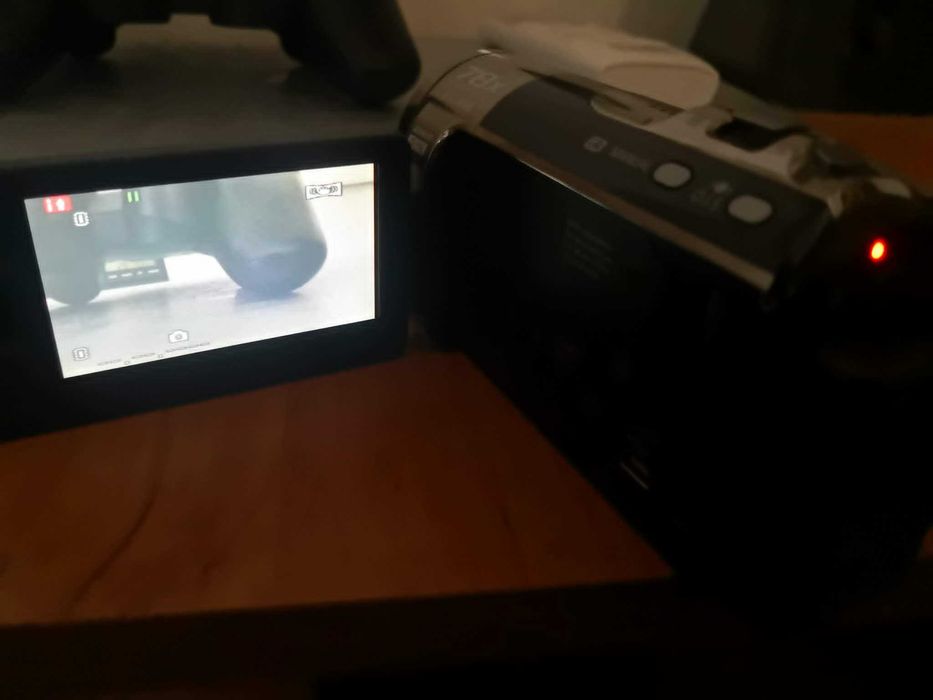 Видеокамера Panasonic sdr t50