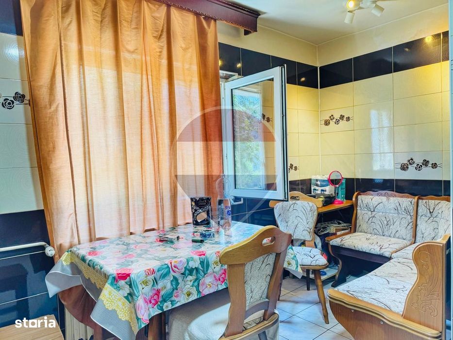 Apartament cu 3 camere | 85 mp | 2 băi | Strada Năsăud nr. 25