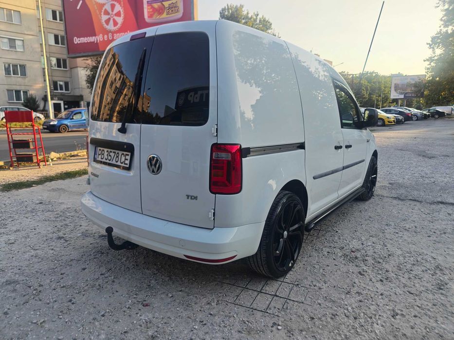 Volkswagen Caddy 2. 0 TDI.