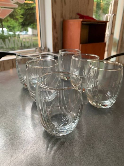 Стъклени чаши 6 бр. - 12 лв