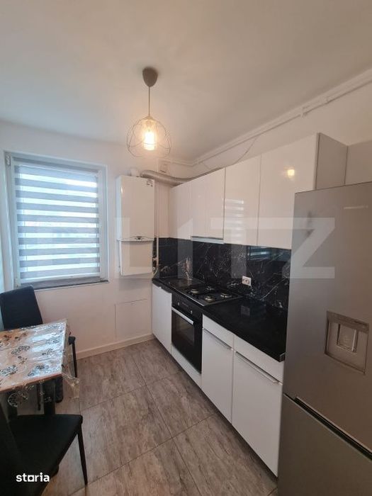 2 camere, bucatarie inchisa, zona Teilor — fotografia 1
