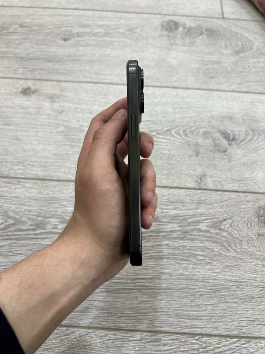 iPhone 15 Pro Max ideal