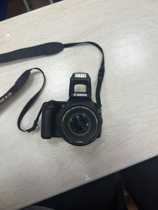 Canon 250d фотоаппарат