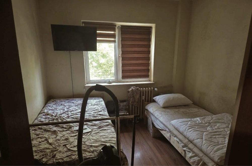 Apartament cu  4 camere  87 mp– Rovine