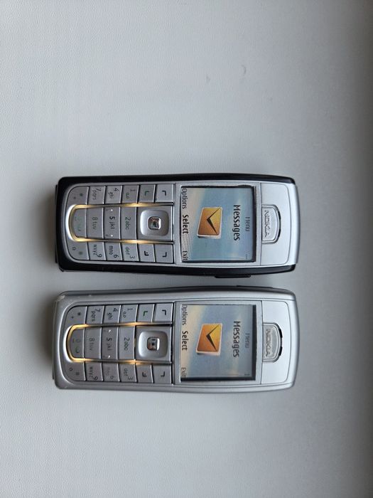 Nokia 6230i - telefon simplu cu butoane