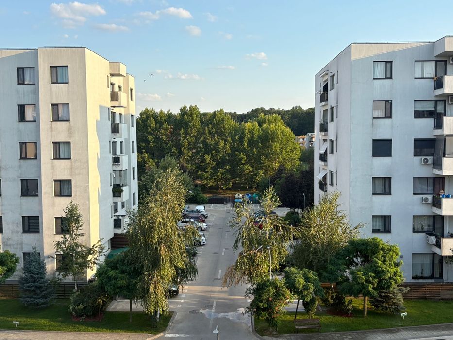 Apartament cu 3 camere, Greenfield