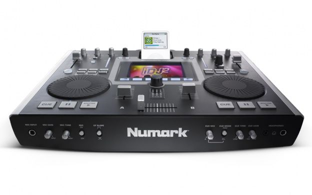 Muzica - mixer modern ultimele generatii, display color mare, USB. Primești 10% din prețul de vânzare dacă recomanzi produsul. Detalii în anunț.