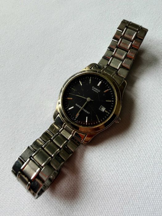 Стари кварцови часовници Q&Q и Casio MTP-1141