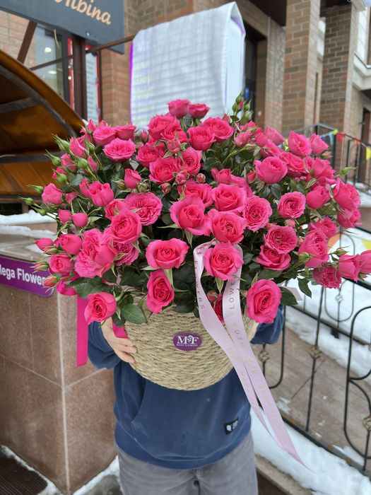 Кустовые розы цветы роза Астана Евробукеты