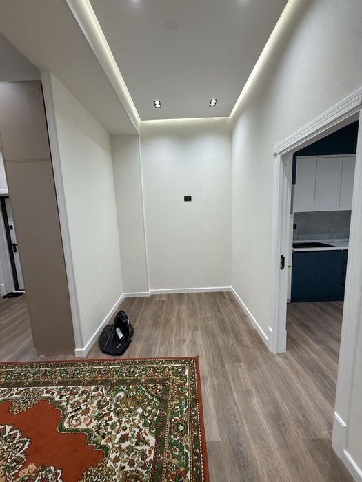 Сергели туманида хонабод авеньюда 2 хонали квартира ижарага берилади