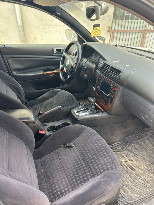 Vând Passat B5.5