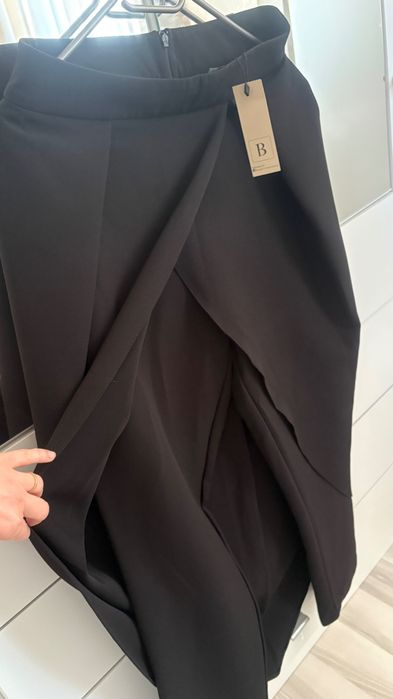 pantaloni conici cu fete suprapuse - Bluzat