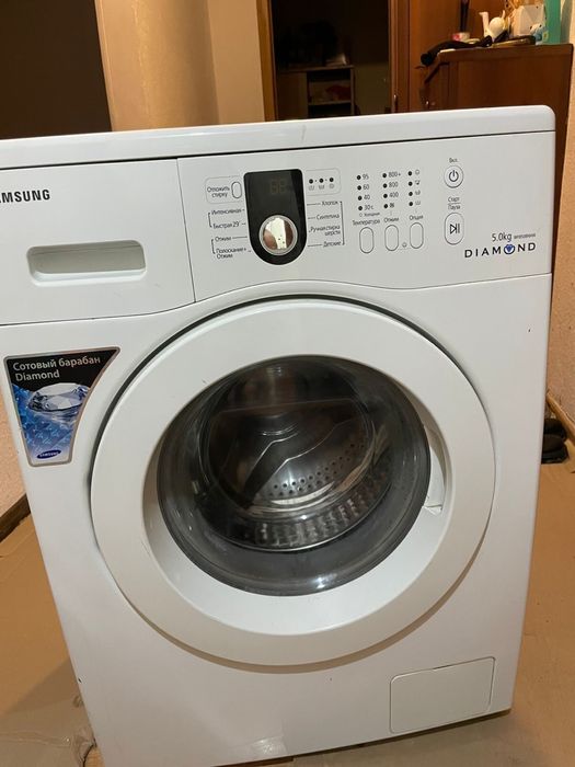 Стиральная машина самсунг продам на запчасти