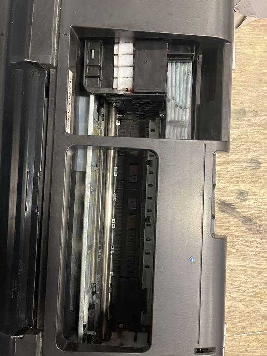 Продам принтеры 3 штуки