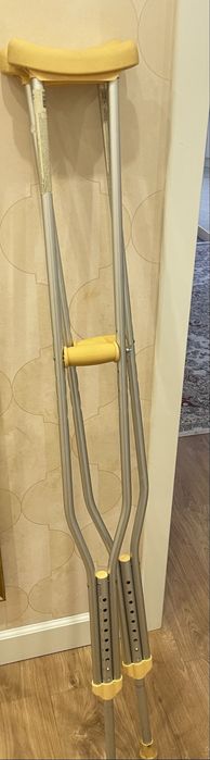 Продам костыли, Астана
