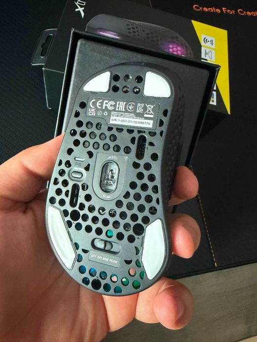 Mouse Cherry Xtrfy M4 RGB Wireless