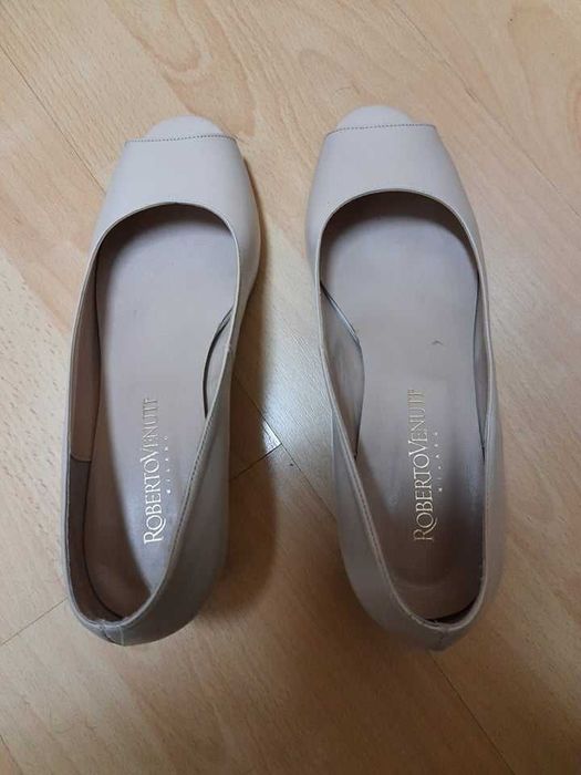 Оригинални нови луксозни дамски обувки Roberto Venuti-Milano