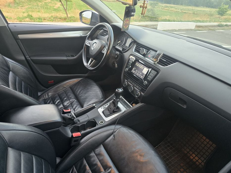 SKODA Octavia 2014 — imagine 4
