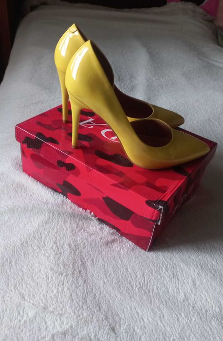 Кожаные туфли Malina Fashion