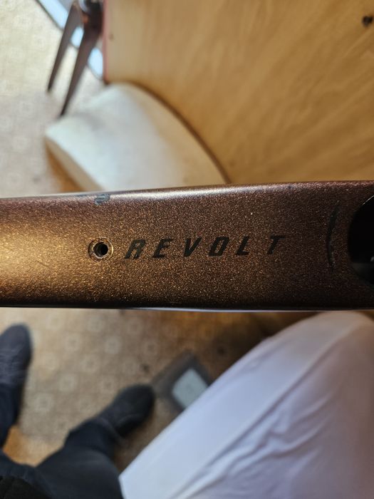 Cadru plus furcă din carbon