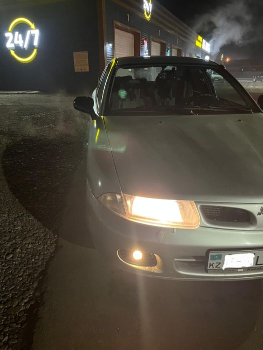 Продам Mitsubishi charisma 1.6 1997года