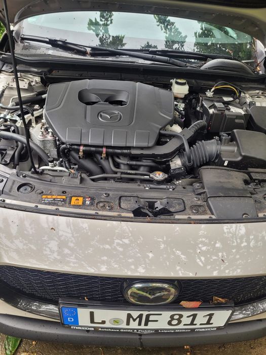 Se vinde Mazda 3 2025