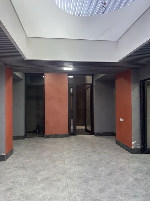 Офис 216 кв.м Паркенский , новостройка , первая линия .