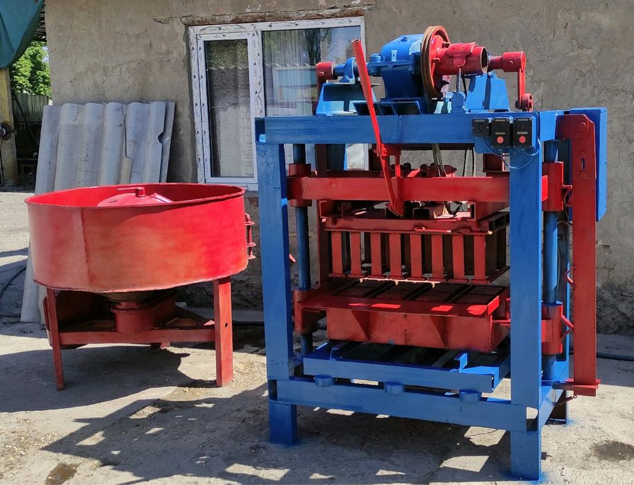 Станок для производства пескоблока, шлакоблока