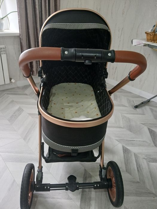Продам коляску в отличном состоянии