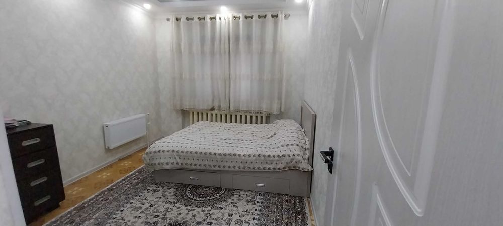 Qorasu 1, 4/1/5.hamma qulayliklari bor uy