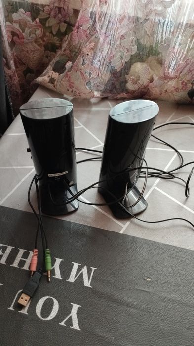 Колонки от ноутбука высота 18 см