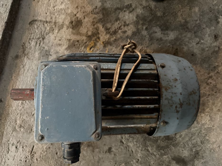 Трифазен електромотор 7.5кВт. 1300 оборота