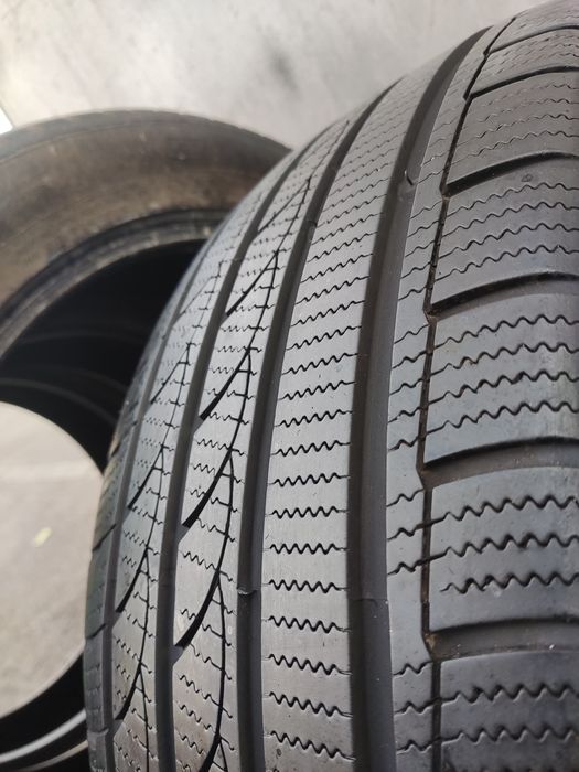 всесезонни гуми 235/45/18  Rotalla 
dot2020
6.8mm
Добро