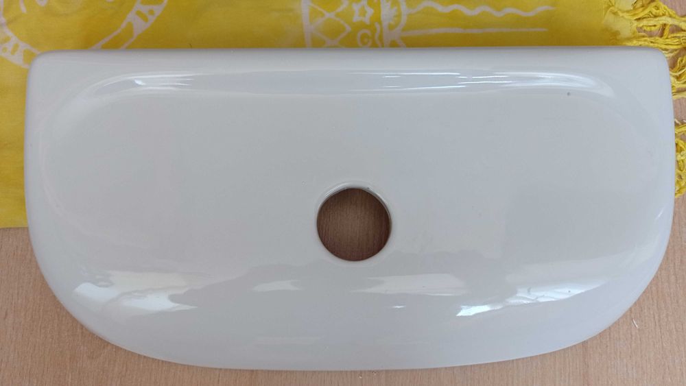 Тоалетно казанче- керамично