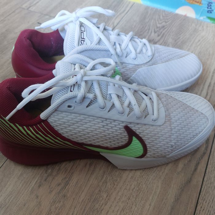 Nike Cort Air Zoom Vapor Pro 2 HC White team Red