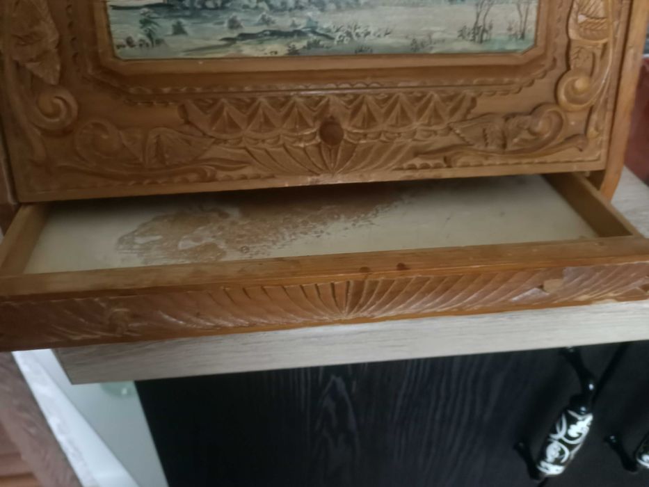 Хлебница резная ручная работа